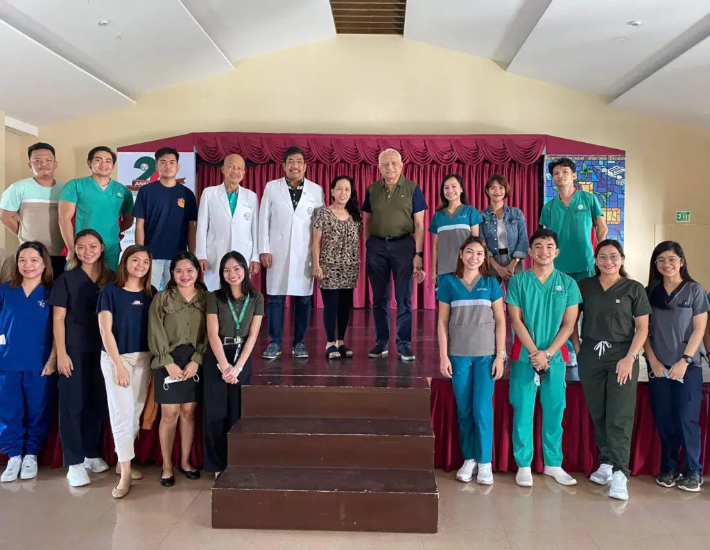 Lipa Medix group photo