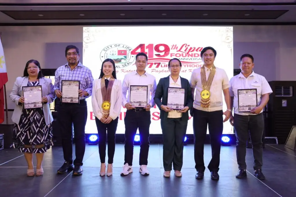 Lipa Medix group photo