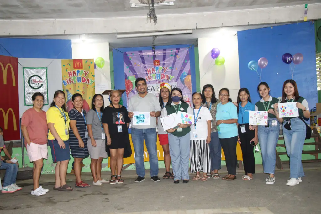 Lipa Medix reading event