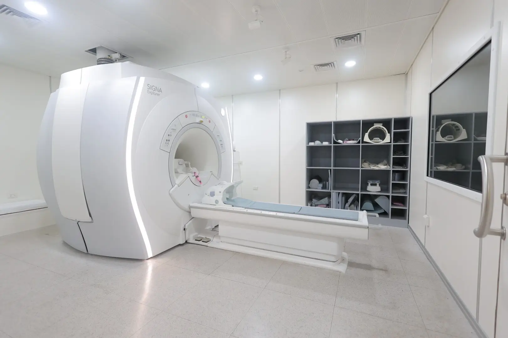 MRI machine in modern medical imaging room.